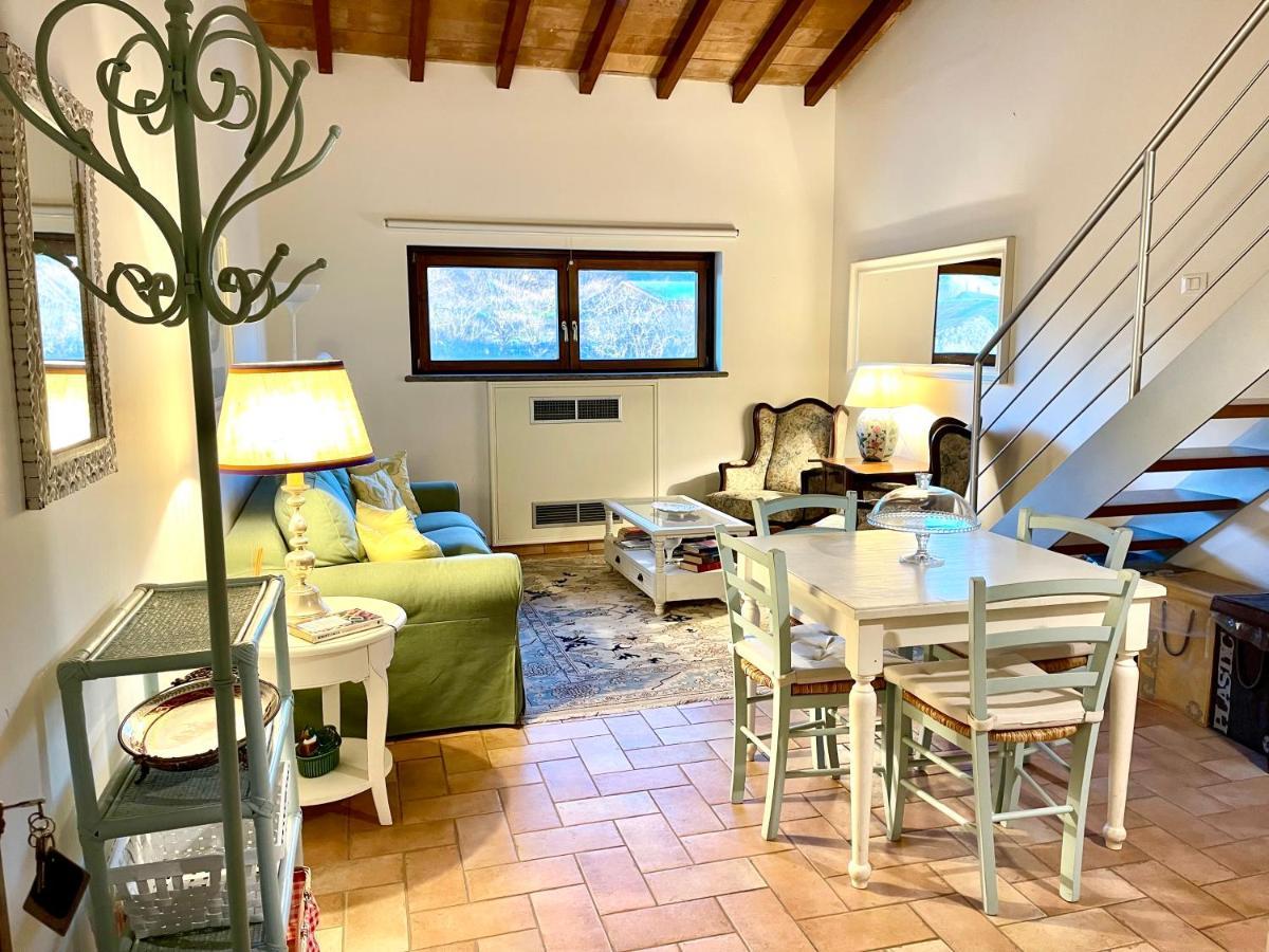 Agriturismo Potrero Grande Sul Lago Di Martignano Con Spiaggia Кампаняно ди Рома Екстериор снимка