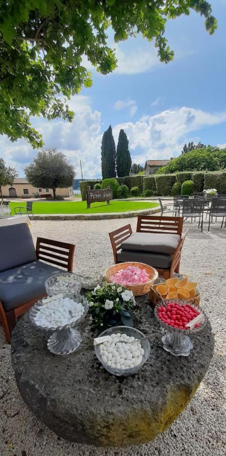 Agriturismo Potrero Grande Sul Lago Di Martignano Con Spiaggia Кампаняно ди Рома Екстериор снимка